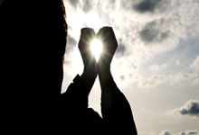 浙江一理发师用雪雕出"招财貔貅"